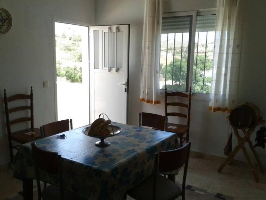 Ferienwohnung Casa Tortola Fernan Perez Exterior foto